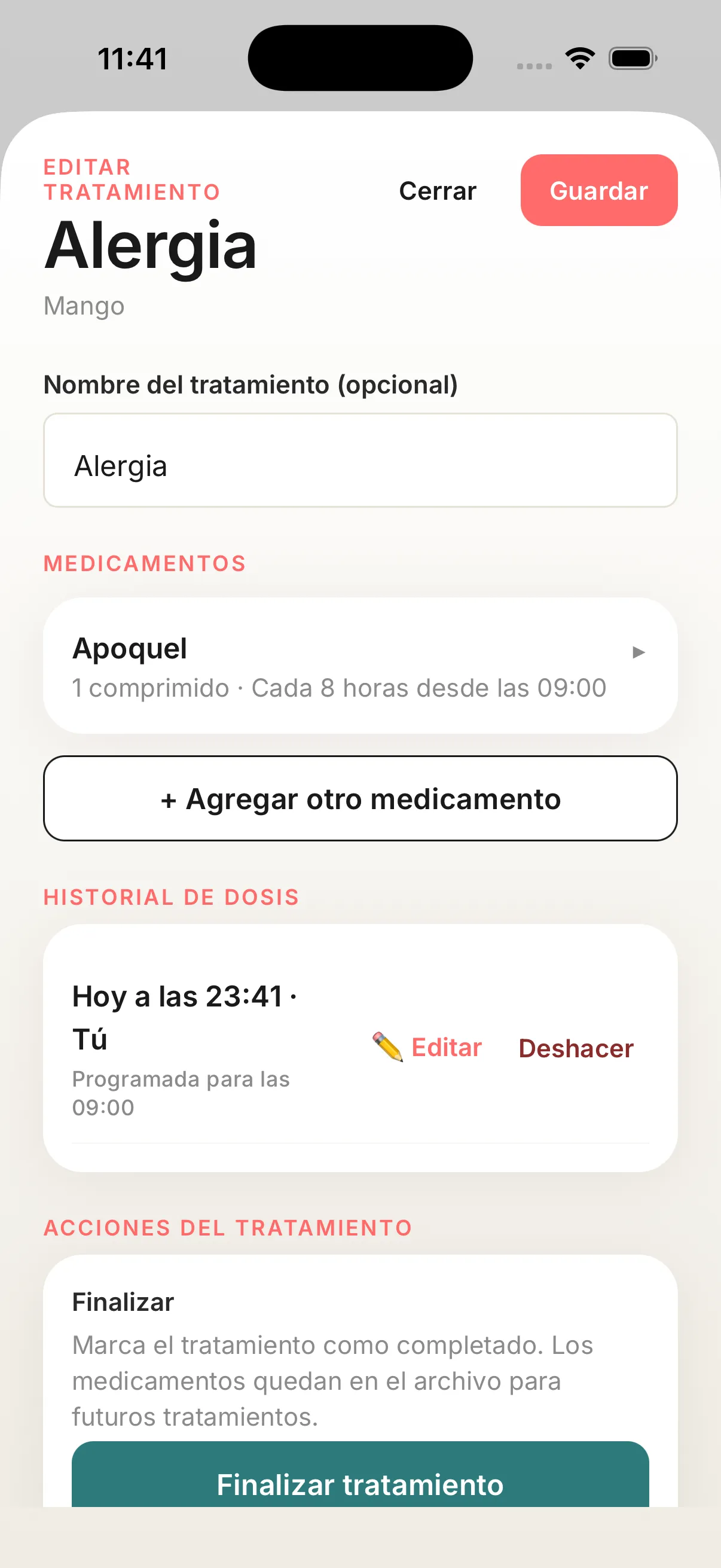 Pantalla de edición de tratamiento con historial de dosis mostrando hora y quién dio cada una.
